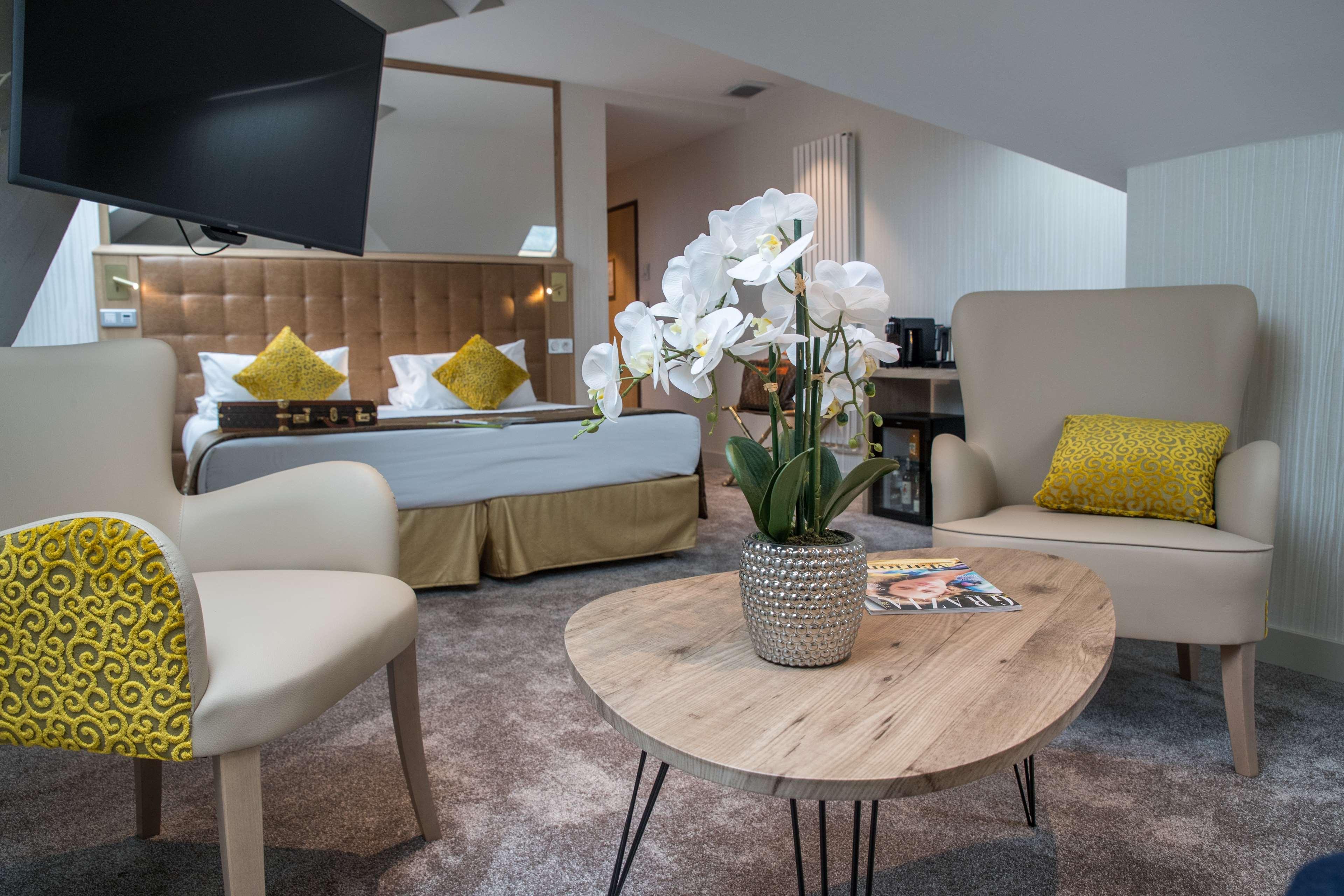 Best Western Beausejour ลูร์ด ภายนอก รูปภาพ